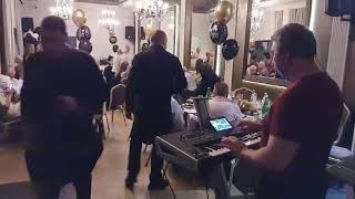 Zvezdana i Toma bend ft Čeda Mraković  Udade se jagodo kafana bend svirka [upl. by Afton]