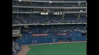 Manny Ramirez hits the longest SkyDome home run 2001 [upl. by Oecile]