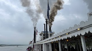 The Belle Of Louisville Wins The 2021 Great Steamboat Race [upl. by Seta863]