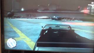 How to fly a plane on gta iv tbogt [upl. by Aitnyc485]