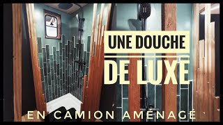 Aménagement CAMION Ep32 🛁🚿Du Carrelage dans notre Poids Lourd [upl. by Arhas]