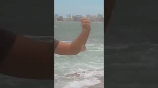 Pescando em Guarapari primeiro Peixes do nosso amigo Paulo ðŸŽ£ðŸ˜… PescandoemGuarapari [upl. by Strickman]