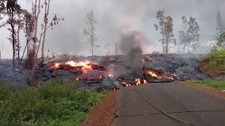 Kilauea Volcano Leilani Estates Pahoehoe Lava Flow on Luana 557 AM May 28 2018 [upl. by Nairrad]