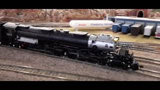 ATHEARN GENESIS  HO Scale  Union Pacific quotBig Boyquot 4005 during its first freight run [upl. by Lewison]