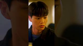 🤣 The way he helps gf to escape 드라마 kdrama short songkang funny comedy [upl. by Dalila]