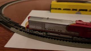 MiniTrix 2012 N Scale Santa Fe GE U28U30 Diesel Locomotive 405 Warbonnet [upl. by Ijneb]