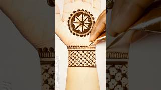 Easy Simple Mandala Mehndi Design  mehndidesigns youtubeshorts easymehndi viralshort shorts [upl. by Ainesej]