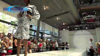 10 Jahre MercedesBenz Center Arnulfstraße DTM Renntaxi amp Guido Maria Kretschmer Catwalk [upl. by Une365]