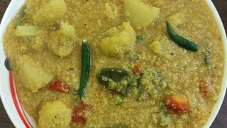 Niramish Daliar Khichuri RecipeSiter Sabji Diye Dalia Recipe  Veg Dalia Recipe [upl. by Lemert]