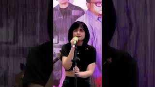 Cynantia Pratita Stereowall  home live at Senayan Park [upl. by Corder]