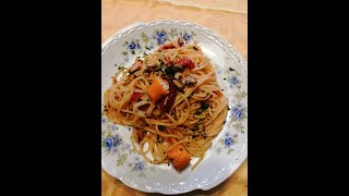 Spaghetti ai frutti di mare surgelati con pomodorini ciliegino [upl. by Aneerol]