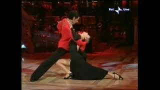 Ballando con le stelle Tango Hoara Borselli  Simone di Pasquale [upl. by Clare231]