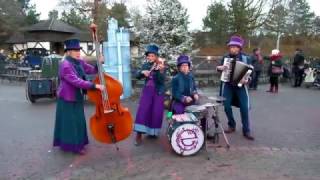 Efteling Muzikanten  Danse Macabre [upl. by Kcirevam]