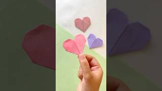 sticky note origami heart  1 minute craft  easy origami  cute gift idea  post it note craft [upl. by Dranyam]