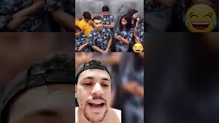 Na vida eu sou o de amarelo kkkk funny viralvideo risada maisviews [upl. by Suzanne]