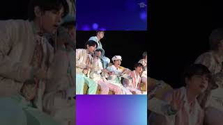 un concierto de BTS rompió todos los records [upl. by Ahsoet960]