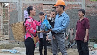 Single mother Making threecolor sticky rice and chicken to bring to the kind engineer repay love [upl. by Lekar]