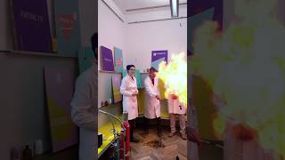 Und Action  Wasserstoffballon tuwien chemie tuwfuturefit [upl. by Tildy]