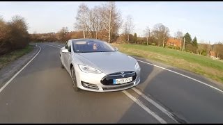 Tesla model S p85 driving review with speed exterior and usability  Autogefühl [upl. by Mogerly]