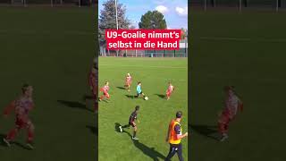 U9Goalie dribbelt alle aus 😳  SRF Sport [upl. by Tanya]