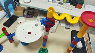 Amazing 1v1 Marble Run Race with Vintage Marble Run Pieces [upl. by Htyderem]