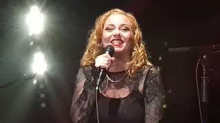 Anneke Van Giersbergen y Marko Hietala  Ozzy Osbourne  Perry Mason cover [upl. by Aved]