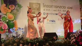 Danze tipiche thailandesi [upl. by Ednarb506]