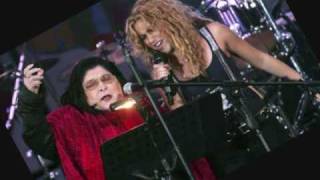 Mercedes Sosa amp Shakira  La MazaCanción Con Todos Hasta Siempre  1935 2009 [upl. by Segroeg87]