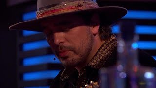 Waylon ontroert met het emotionele nummer Paperboy  RTL LATE NIGHT [upl. by Hilbert]