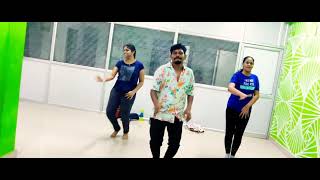 Adipoli Song Simple Dance Moves  MaheshDanceStudio Choreography [upl. by Evette]