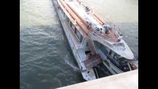 video clip  bateau mouche  on the seine  paris  sidneysealine [upl. by Anagnos380]