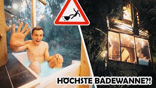 Wir bauen ein SCHWEBENDES BADEZIMMER an das BAUMHAUS [upl. by Kitrak78]