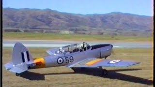 DHC1 Chipmunk Display New Zealand 1994 Pilot Ian Reynolds [upl. by Lynne]