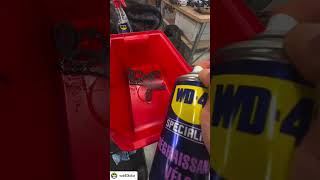 WD40 Specialist Bike Degreaser สเปรย์โฟมล้างโซ่ คราบไขน้ำมัน จารบี สิ่งสกปรกที่จับอยู่ที่ข้อต่อโซ่ [upl. by Anivla76]