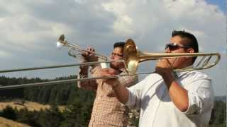 ORQUESTA LA TIPICA  SI ME PIDES VIDEOCLIP OFICIAL HD [upl. by Hillhouse]