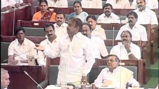 vijayakanth vs jayalalitha fight [upl. by Cigam]