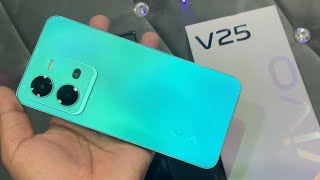 Vivo V25 5G 12GB256GB Unboxing First Impression amp Review🔥 Indias First colour changing phone [upl. by Nhtanhoj]