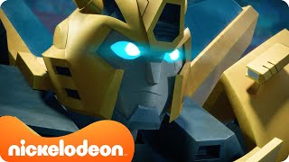 Transformers EarthSpark  Pengejaran Mobil Berkecepatan Tinggi Bumblebee 🏎  Nickelodeon Bahasa [upl. by Verina]