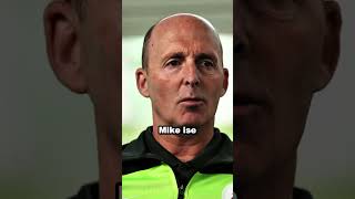 Mike Dean Tottenham taraftarı olabilir mi [upl. by Adiaros]