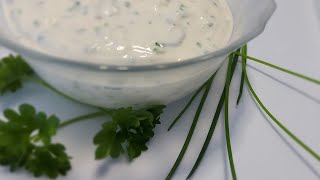 Comment Faire Une Sauce Yaourt En Quelques Minutes Au Fines Herbes [upl. by Ainit]