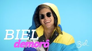 Demorô  Biel Clipe Oficial [upl. by Morville183]