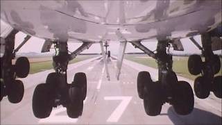 Landing Gear Camera  flight landing wheel  747 landing gear retraction  Plane landing [upl. by Mia778]