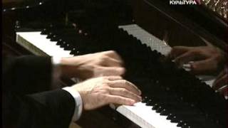 Mikhail Pletnev  Grieg March of the Dwarfs Op54 No3 VIDEO [upl. by Shelden]