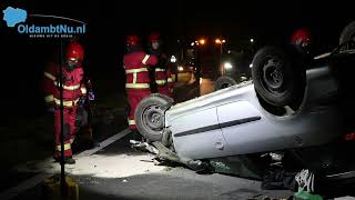 Auto slaat over de kop bij tankstation aan de A7 bij Scheemda [upl. by Deery]