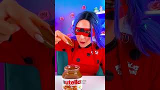 ¿GALLETAS CON ARAÑA 🕷️ ¡Comida satisfactoria shorts [upl. by Yrffoeg972]