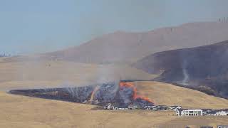 Wildfire Rapidly Spreads and Threatens Homes in Boise Idaho  C130 Aircraft Drops Fire Retardant [upl. by Osmund]