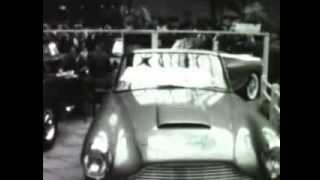 Le salon de lquotauto Paris 1960 film damateur en 8mm [upl. by Eseerehs]