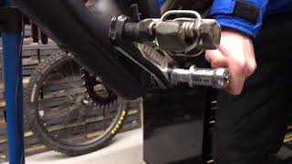 Hopetech crank removal RAW style [upl. by Germaun]