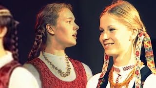 Joninių sutartinė Lithuanian Midsummer folk song Kūkal rože ratilio [upl. by Nairrot482]