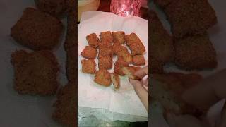 Chicken nuggets recipe for kids tiffin nuggetsrecipe shortsvideoviral [upl. by Clementine]